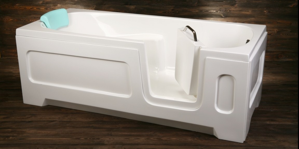 Ванна с дверью — альтернативное решение для людей с ограниченной подвижностью