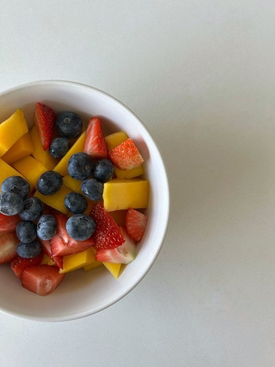 Лучшее время для употребления фруктов по мнению диетолога